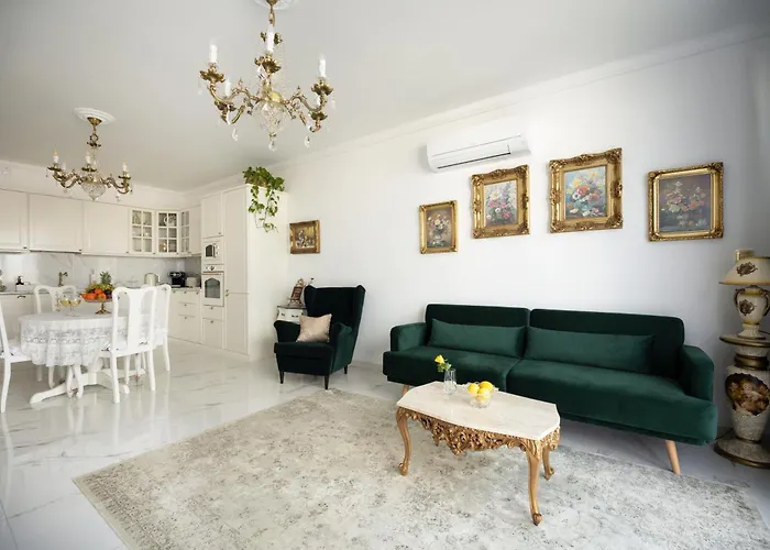 Sea View Luxury Penthouse, Saint Paul's Bay アパート *