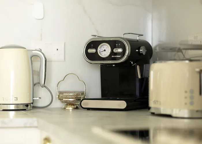 Sea View Luxury Penthouse, Saint Paul's Bay アパート *