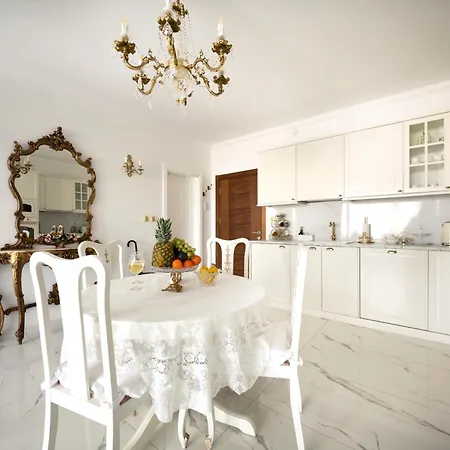 Sea View Luxury Penthouse, Saint Paul's Bay