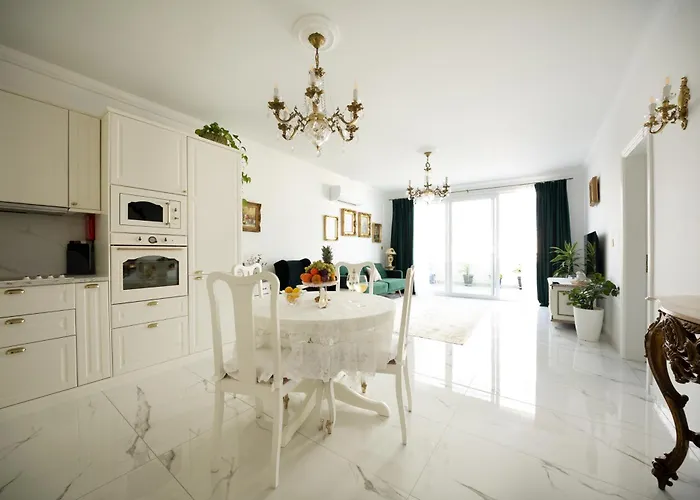 Apartment Sea View Luxury Penthouse, Saint Paul's Bay *