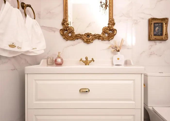 Sea View Luxury Penthouse, Saint Paul's Bay Apartment *